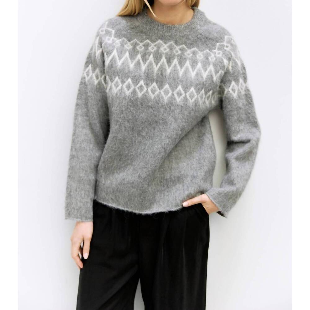 Mod Ref Gray and White Fair Isle Crewneck Sweater